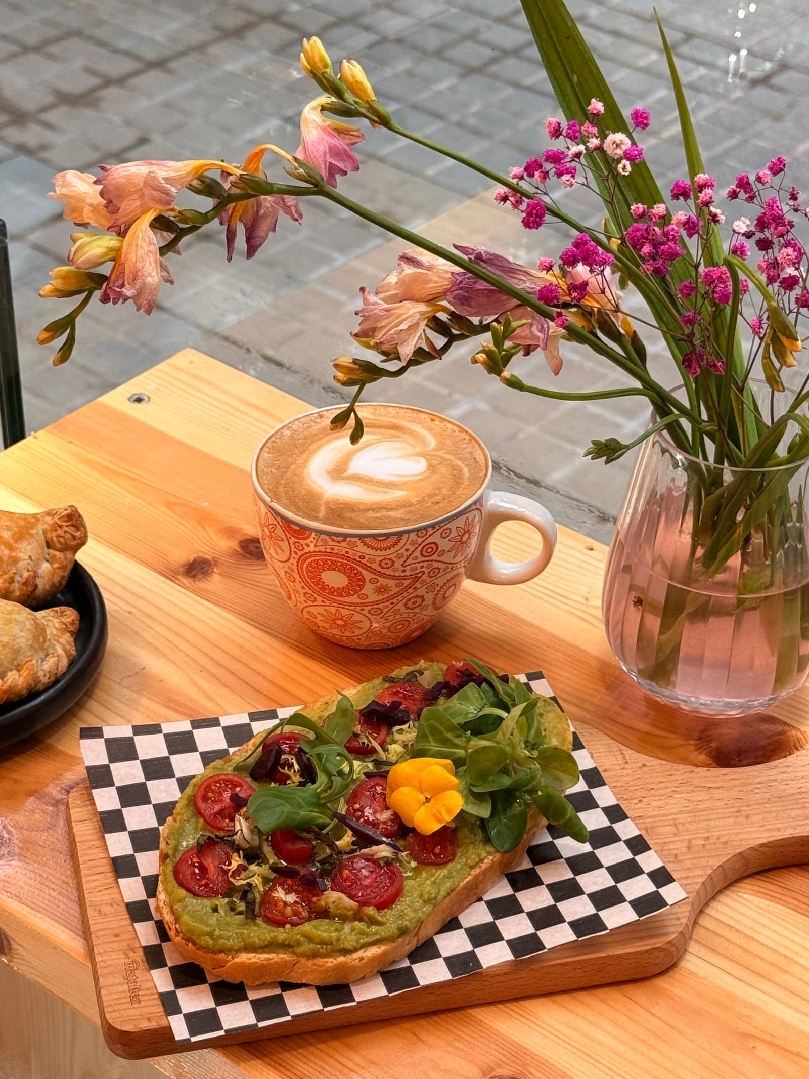 Comfort Brunch & Coffee Shop gallery 5